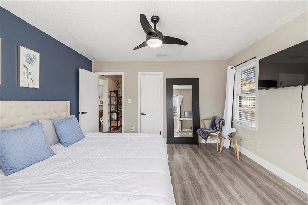 1468 Druid Road Clearwater, FL 33756 - Photo 16 of 64 Gallery Image 16