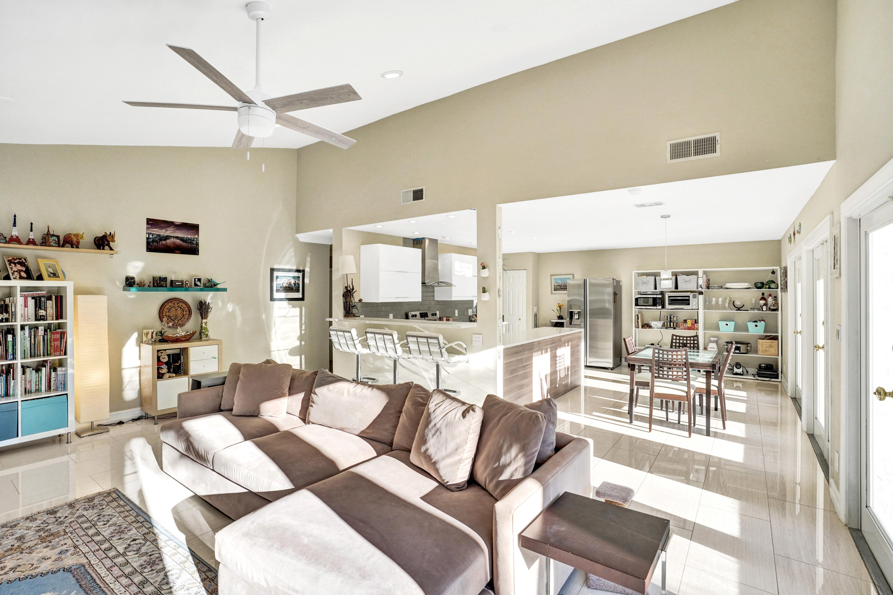 2422 Northwest 29th Road Boca Raton, FL 33431 - Photo 12 of 41 DSC01504