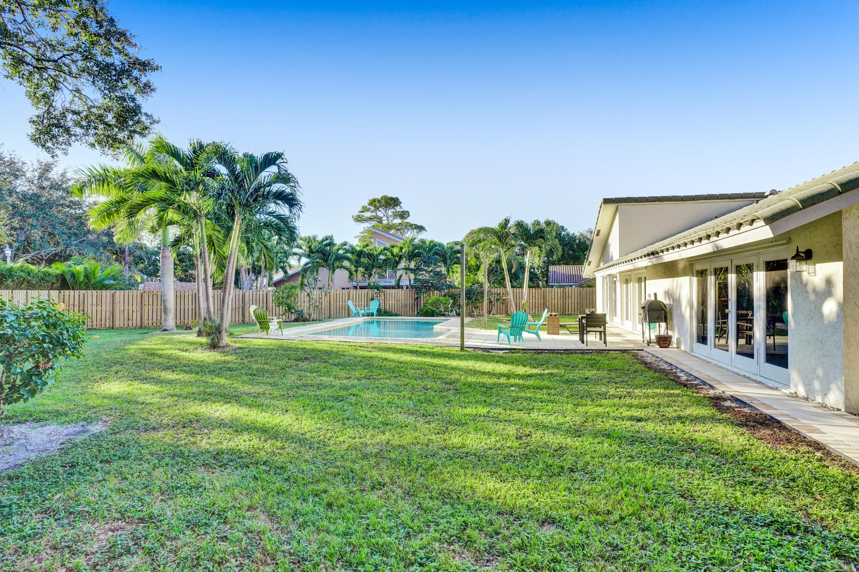 2422 Northwest 29th Road Boca Raton, FL 33431 - Photo 35 of 41 DSC01528