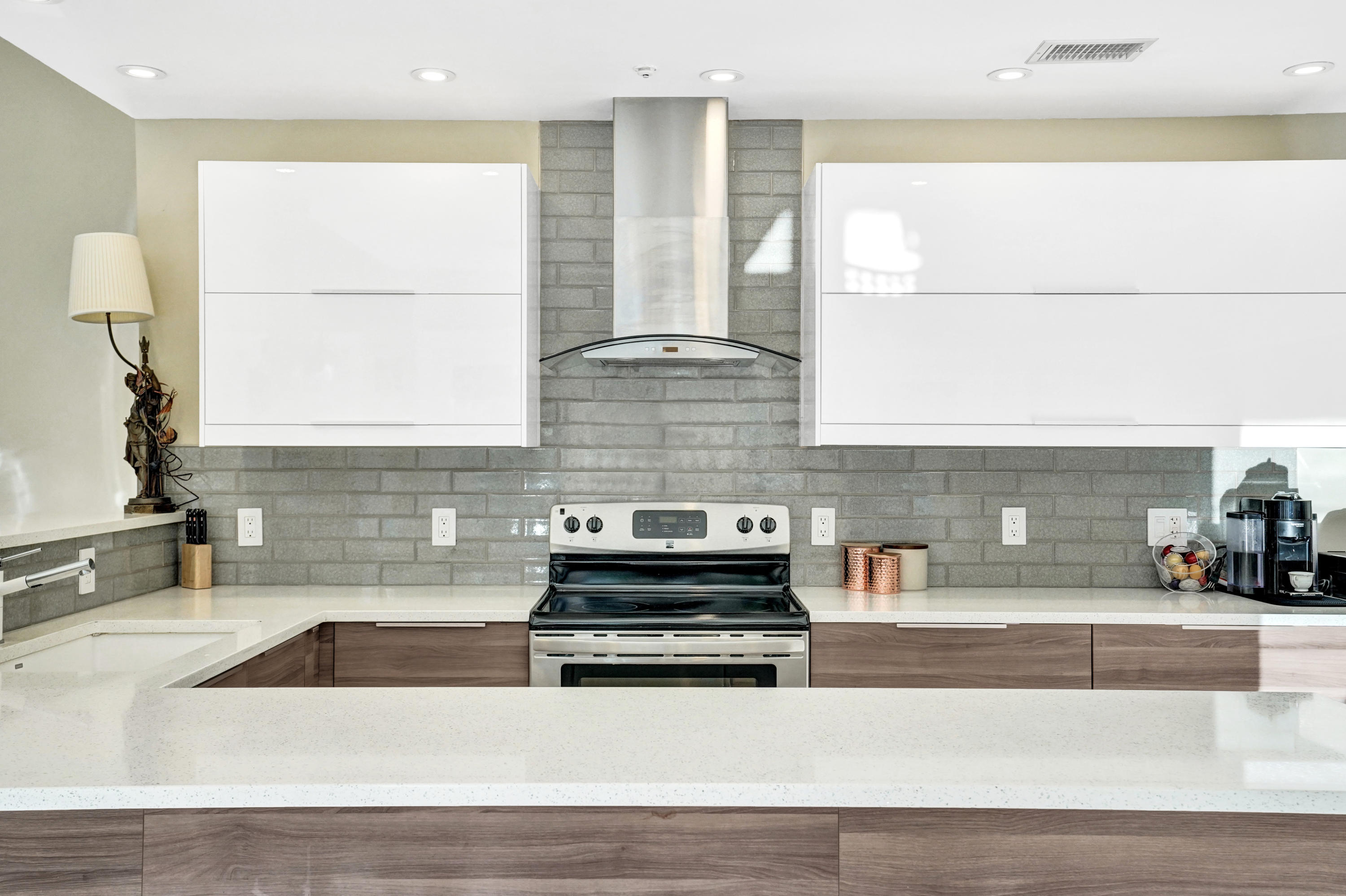2422 Northwest 29th Road Boca Raton, FL 33431 - Photo 4 of 41 DSC01513