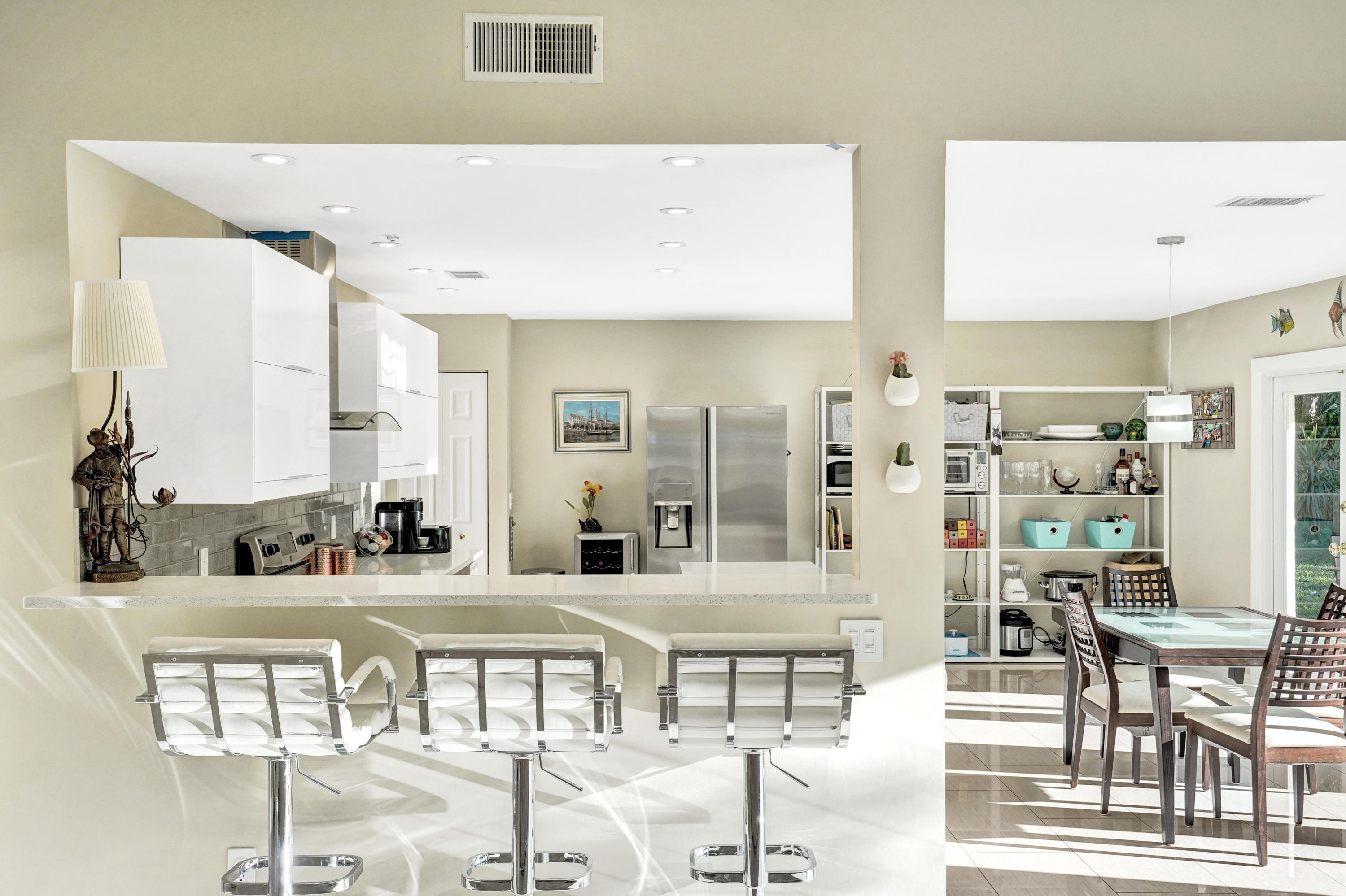 2422 Northwest 29th Road Boca Raton, FL 33431 - Photo 6 of 41 DSC01498