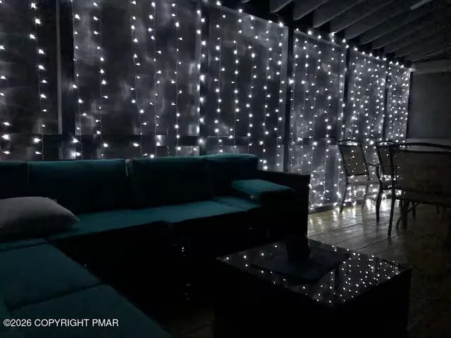 $550,000 | 275 Canterbury Road, Bushkill, PA 18324