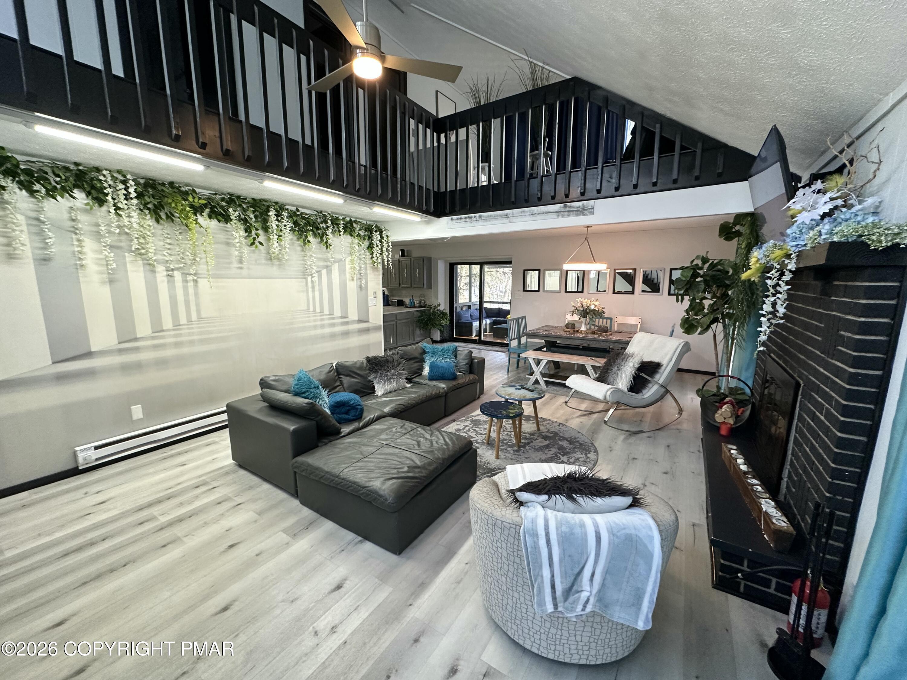 275 Canterbury Road Bushkill, PA 18324 - Photo 5 of 28 living 2