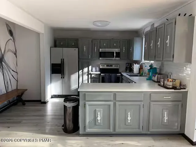 $550,000 | 275 Canterbury Road, Bushkill, PA 18324