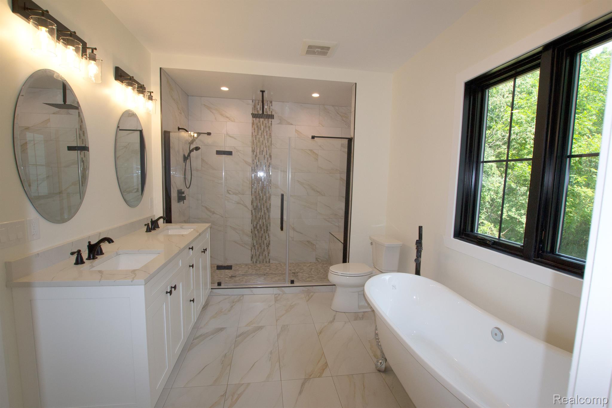 2605 North Hughes Road Howell, MI 48855 - Photo 18 of 33 Gallery Image 18