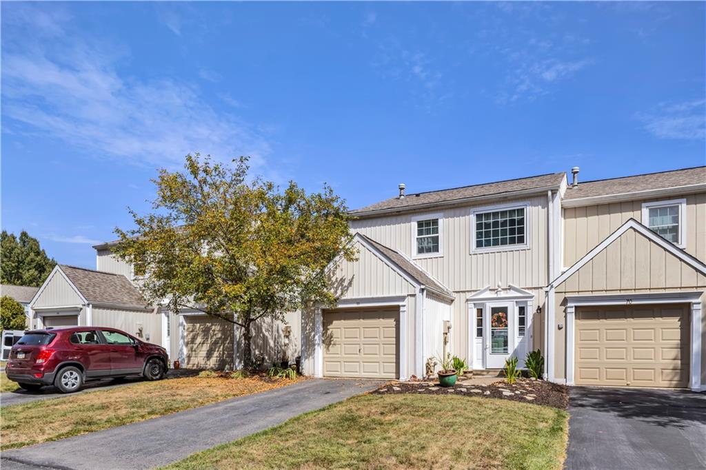 68 New London Lane Oakmont, PA 15139 - Photo 1 of 25 a front view of a house with a yard