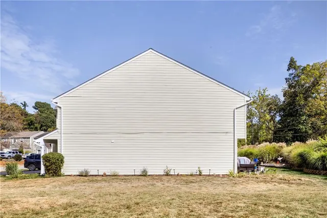 $209,900 | 68 New London Lane, Oakmont, PA 15139