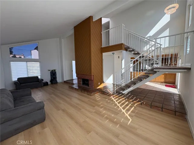 a view of livingroom with furniture and windows