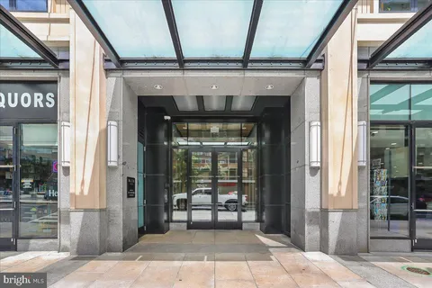 $459,000 | 1133 14th Street Northwest, Unit 806, Washington, DC 20005