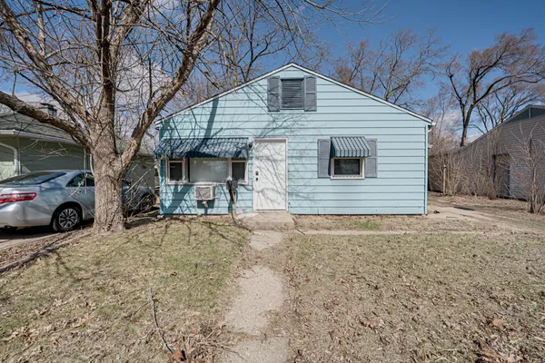 $1,400 | 2019 Overdene Avenue, Rockford, IL 61103