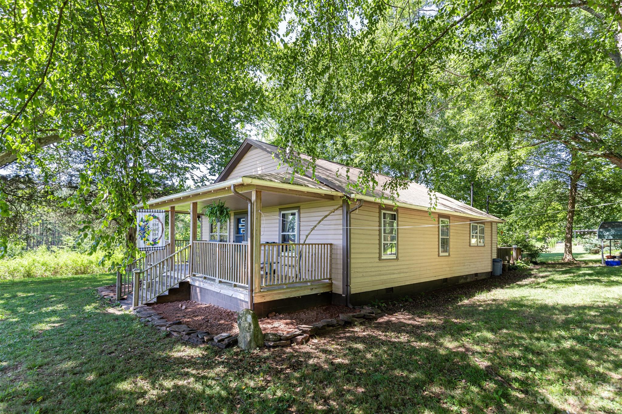 121 Stagecoach Lane Rutherfordton, NC 28139 - Photo 1 of 17 Gallery Image 1