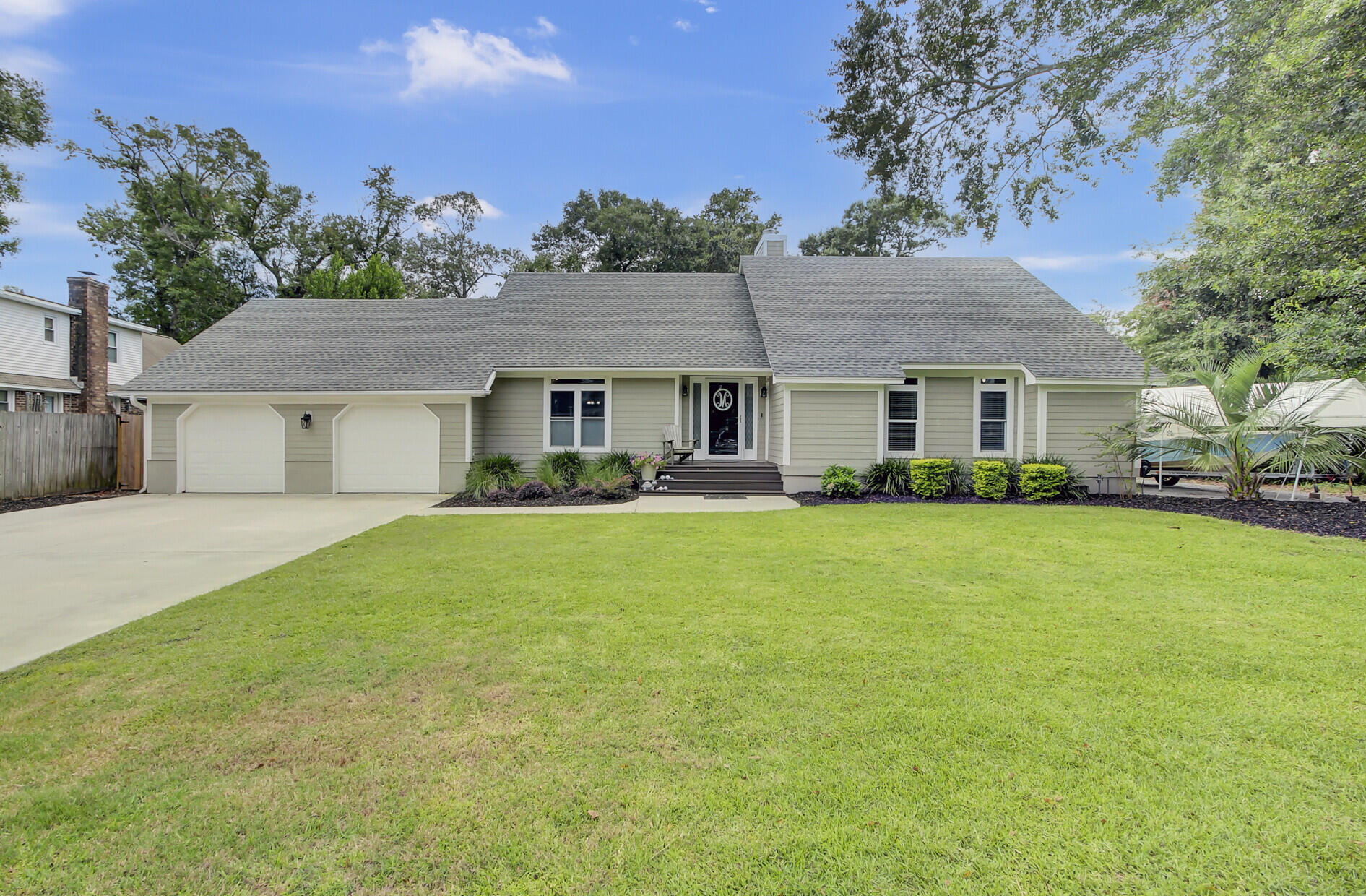 997 Anchor Road Charleston, SC 29412 - Photo 1 of 51 01_1_mls