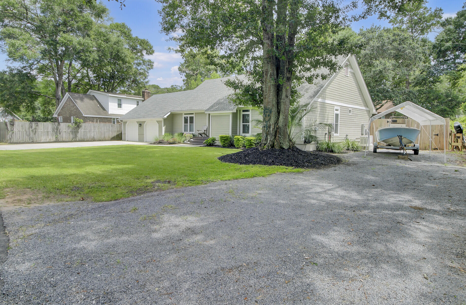 997 Anchor Road Charleston, SC 29412 - Photo 4 of 51 04_4_mls