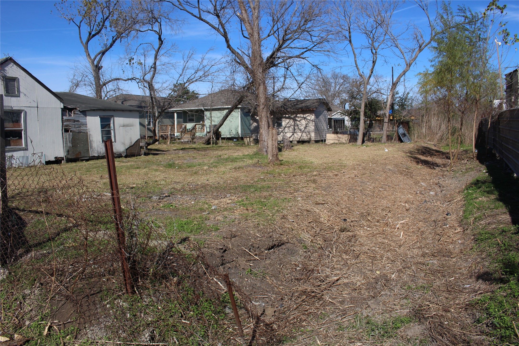 8231 Mendez Street Houston, TX 77029 - Photo 3 of 6 a view of a house with a yard