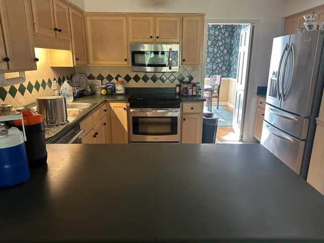 $656,900 | 6152 Pickwick Road, Tallahassee, FL 32309