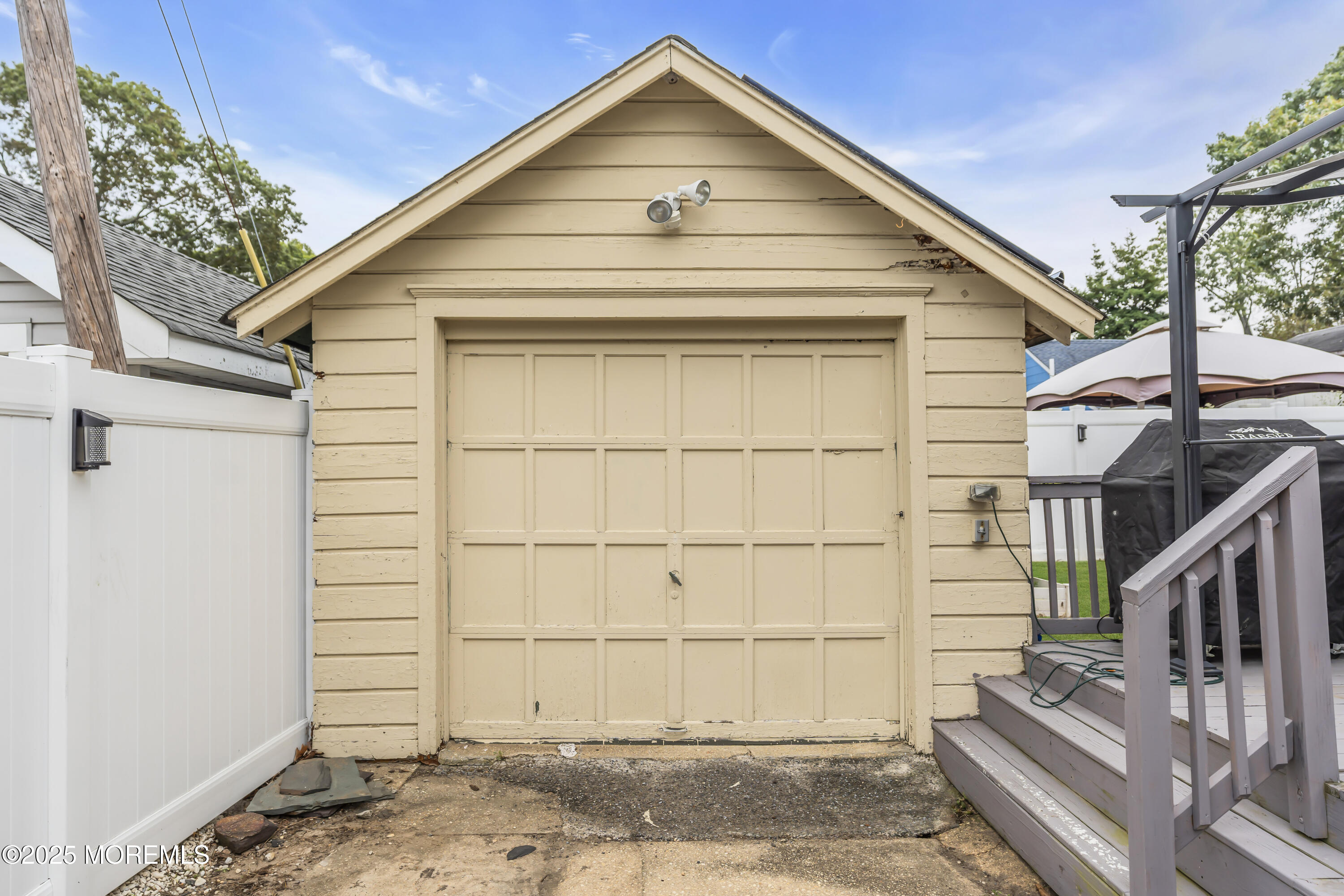 111 Breton Road Brick, NJ 08723 - Photo 40 of 59 a view of a house with a small yard