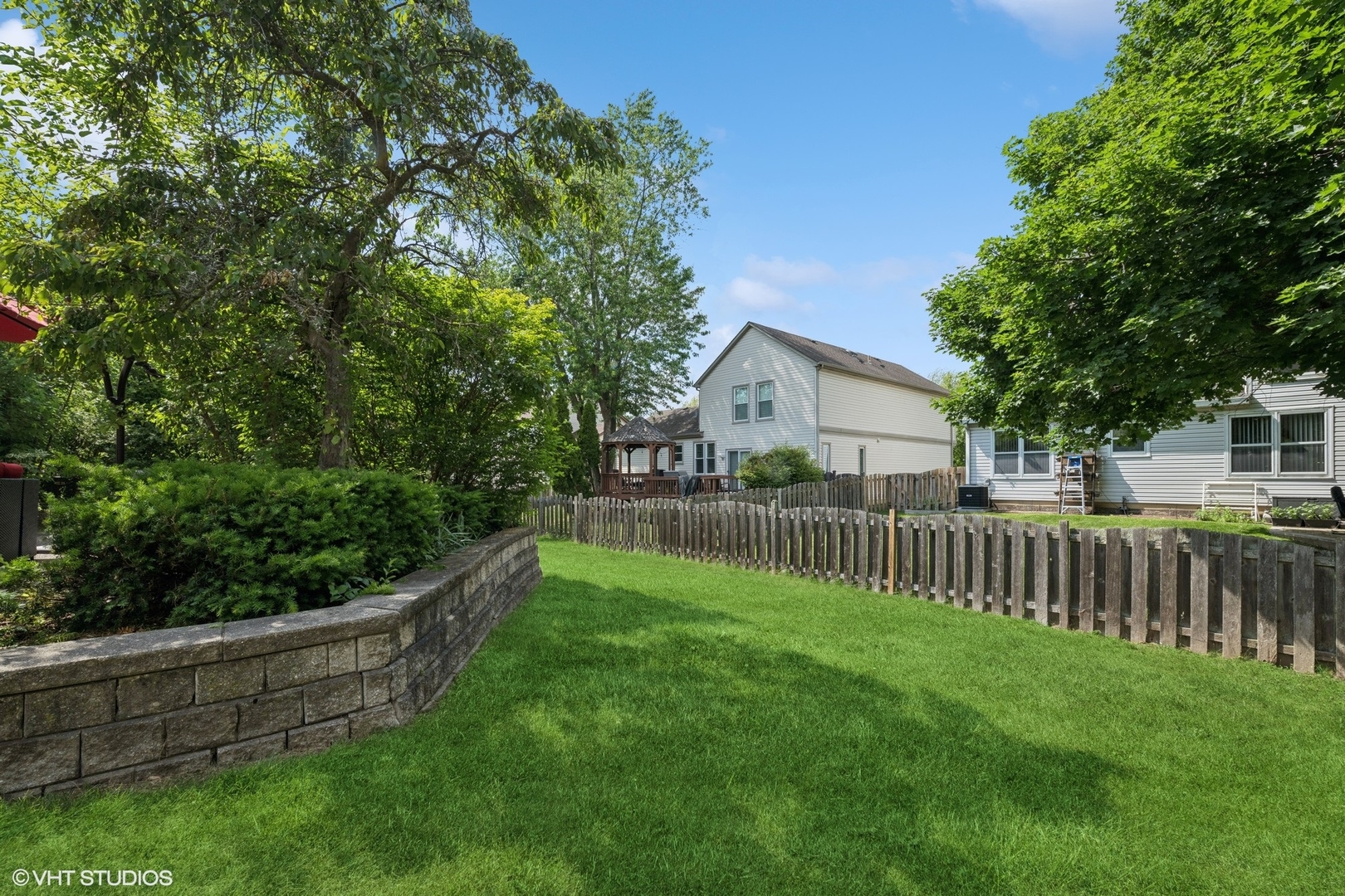 320 Chateau Drive Buffalo Grove, IL 60089 - Photo 31 of 36