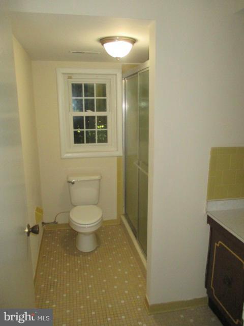 6715 Cherry Hill Road Baldwin, MD 21013 - Photo 4 of 22 Bath