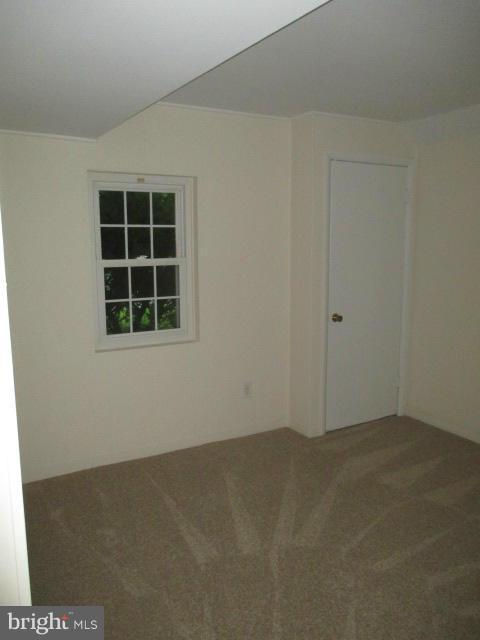 6715 Cherry Hill Road Baldwin, MD 21013 - Photo 5 of 22 Interior (General)