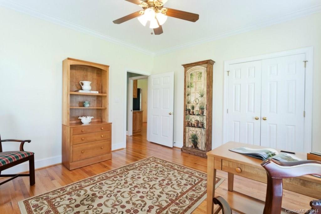 2401 Grey Road Davidson, NC 28036 - Photo 15 of 23 Gallery Image 15