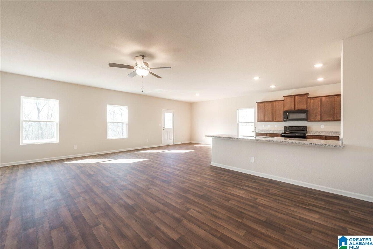 600 Clover Circle Springville, AL 35146 - Photo 2 of 11