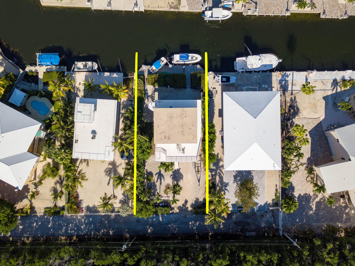 131 Stinger Road Tavernier, FL 33070 - Photo 30 of 37 Large lot with plenty of parking