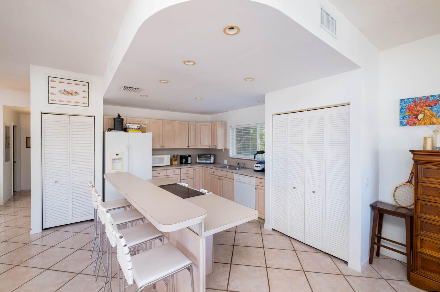 131 Stinger Road Tavernier, FL 33070 - Photo 6 of 37 Open kitchen with lots of storage