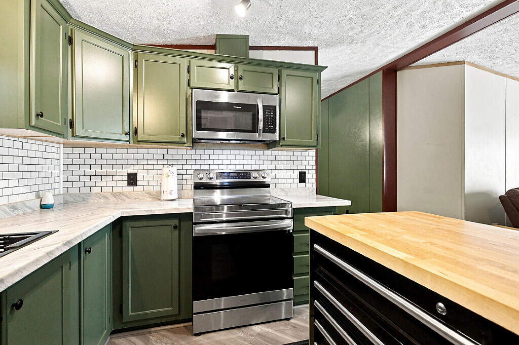 336 Mile Hill Road New Sharon, ME 04955 - Photo 9 of 37 kitchen
