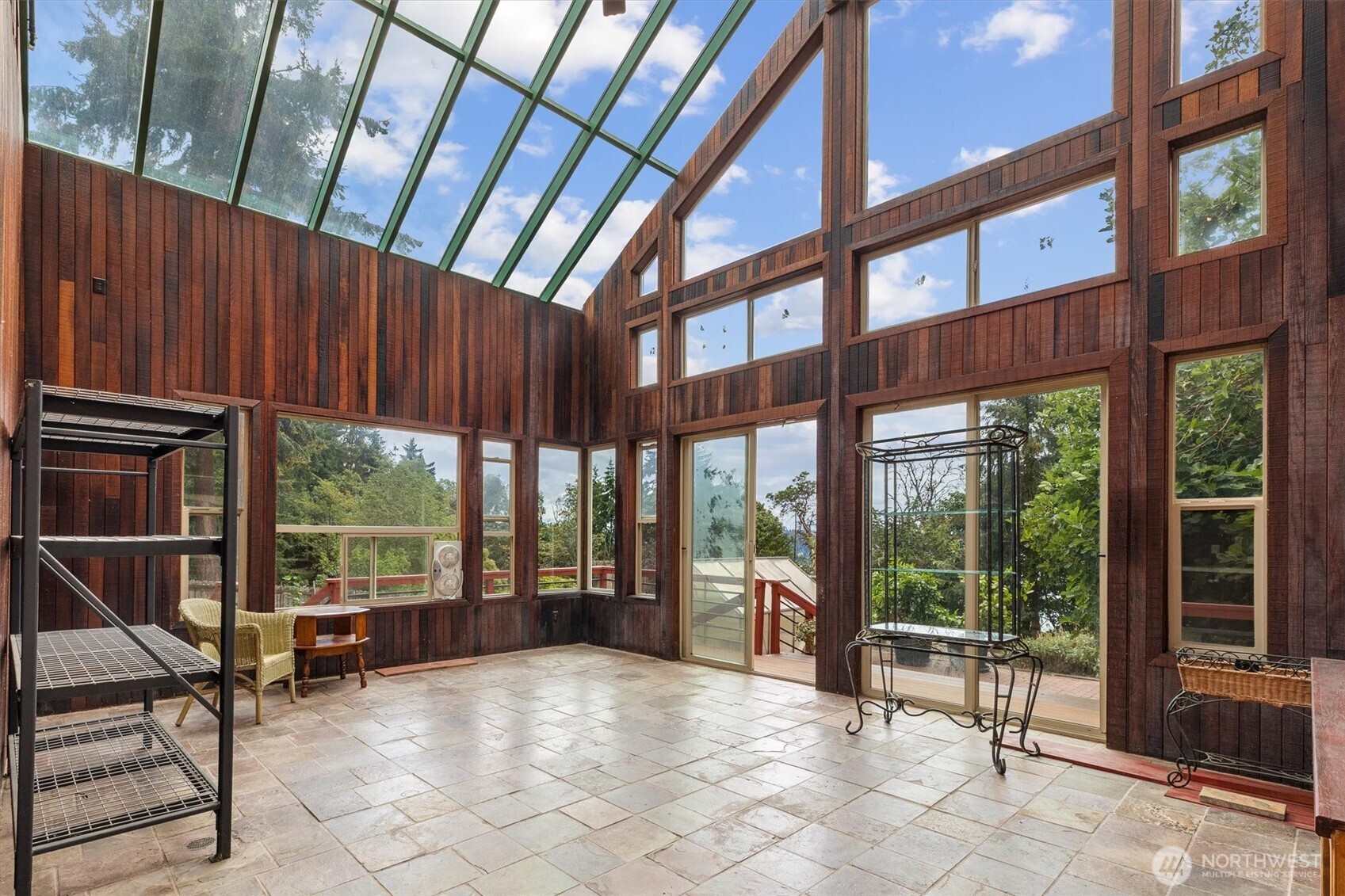 14405 Southwest Pohl Road Vashon, WA 98070 - Photo 6 of 40 Gallery Image 6
