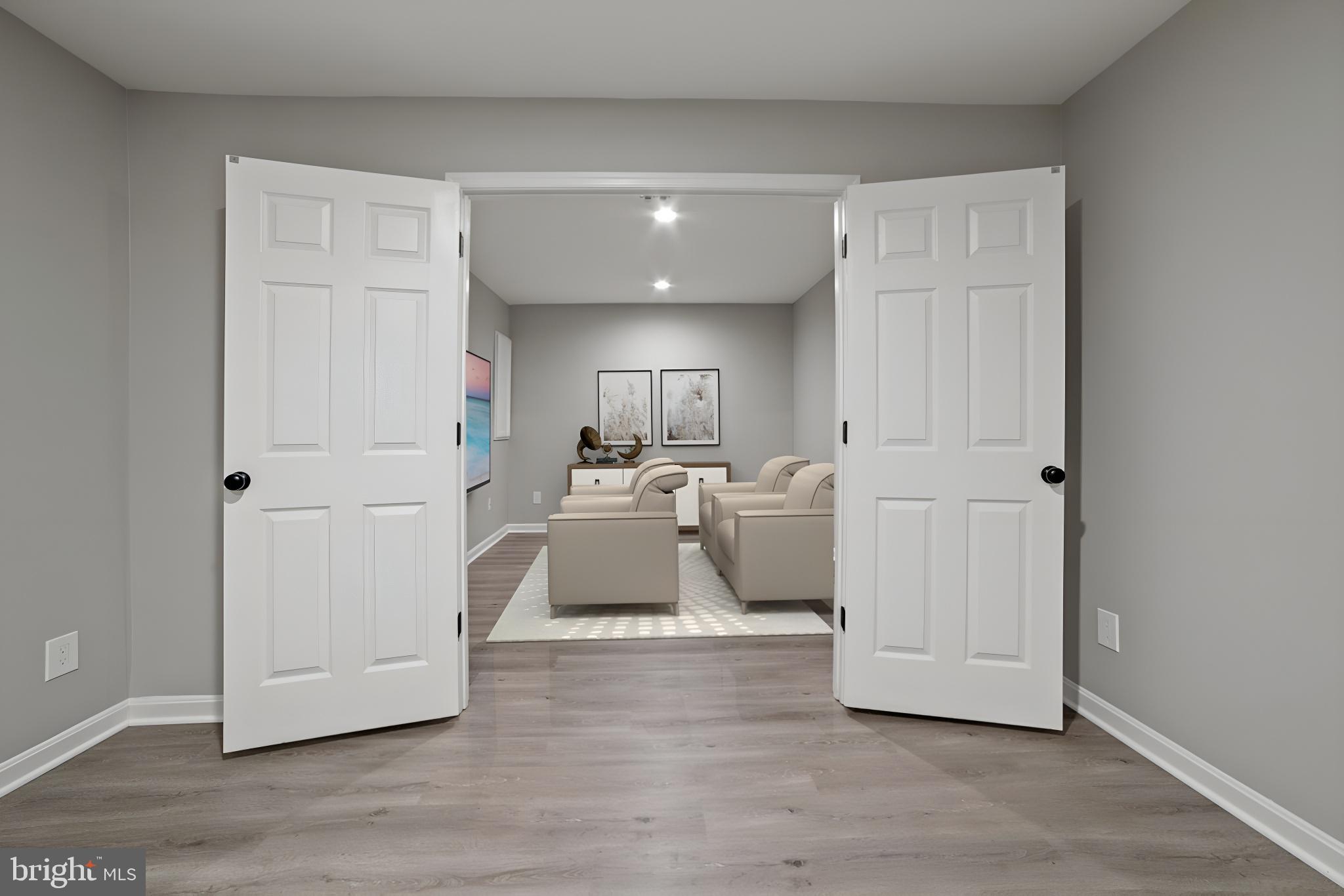 12099 Edgemere Circle Reston, VA 20190 - Photo 17 of 24 Gallery Image 17