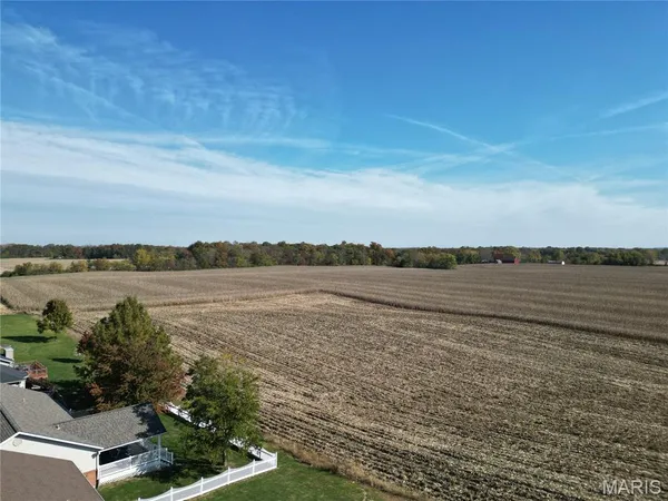 $205,000 | Undisclosed Address, Millstadt, IL 62260