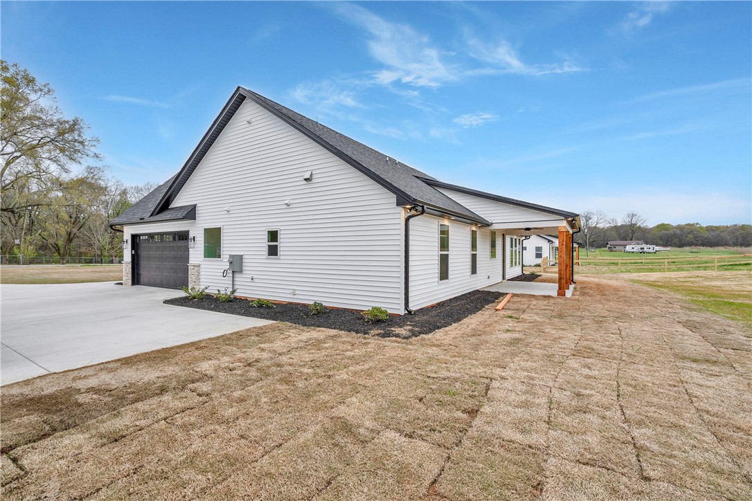 1663 Broadway School Road Belton, SC 29627 - Photo 28 of 30