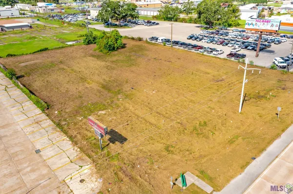 $300,000 | 1105 West Tunnel Boulevard, Houma, LA 70360