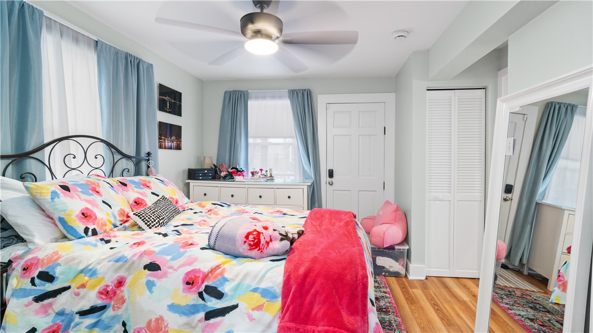 629 Thames Street Newport, RI 02840 - Photo 11 of 32