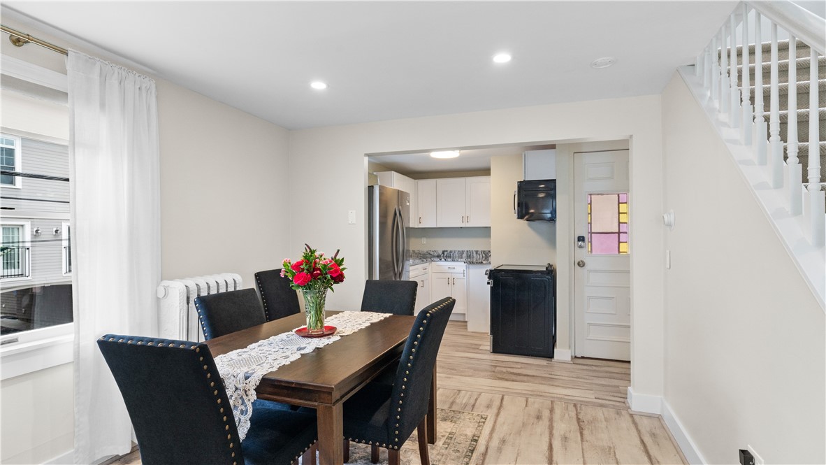 629 Thames Street Newport, RI 02840 - Photo 14 of 32