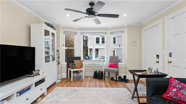 $1,200,000 | 629 Thames Street, Newport, RI 02840