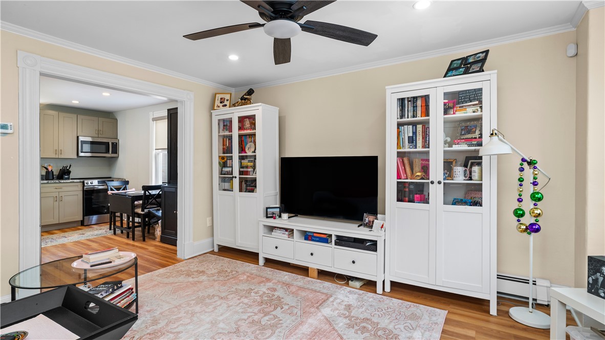 629 Thames Street Newport, RI 02840 - Photo 8 of 32