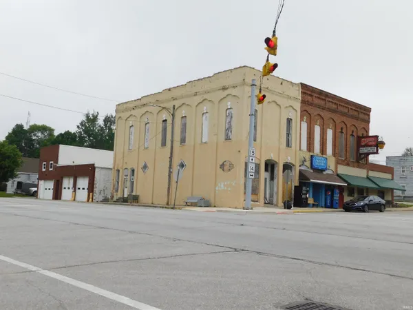 $39,500 | 101 East Main Street, Silver Lake, IN 46982