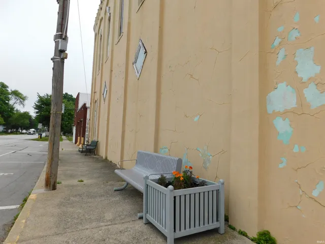 $49,900 | 101 East Main Street, Silver Lake, IN 46982