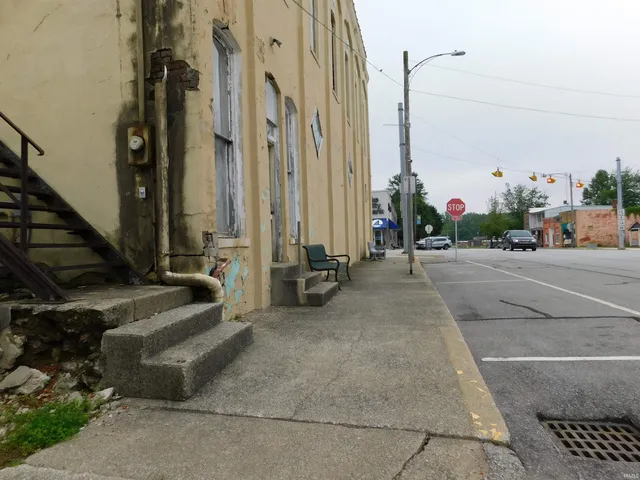 $49,900 | 101 East Main Street, Silver Lake, IN 46982
