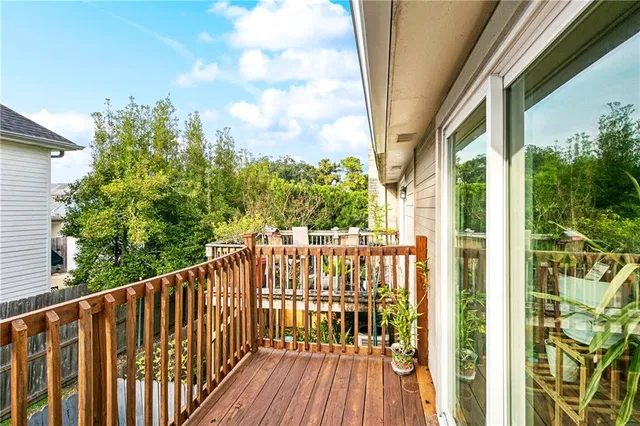 $339,000 | 948 Old Metairie Place, Metairie, LA 70001