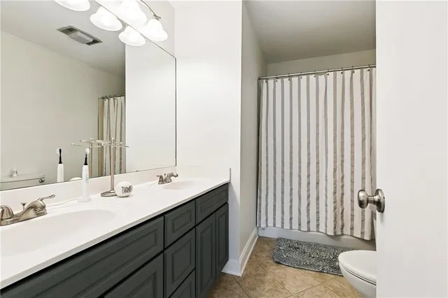 $339,000 | 948 Old Metairie Place, Metairie, LA 70001