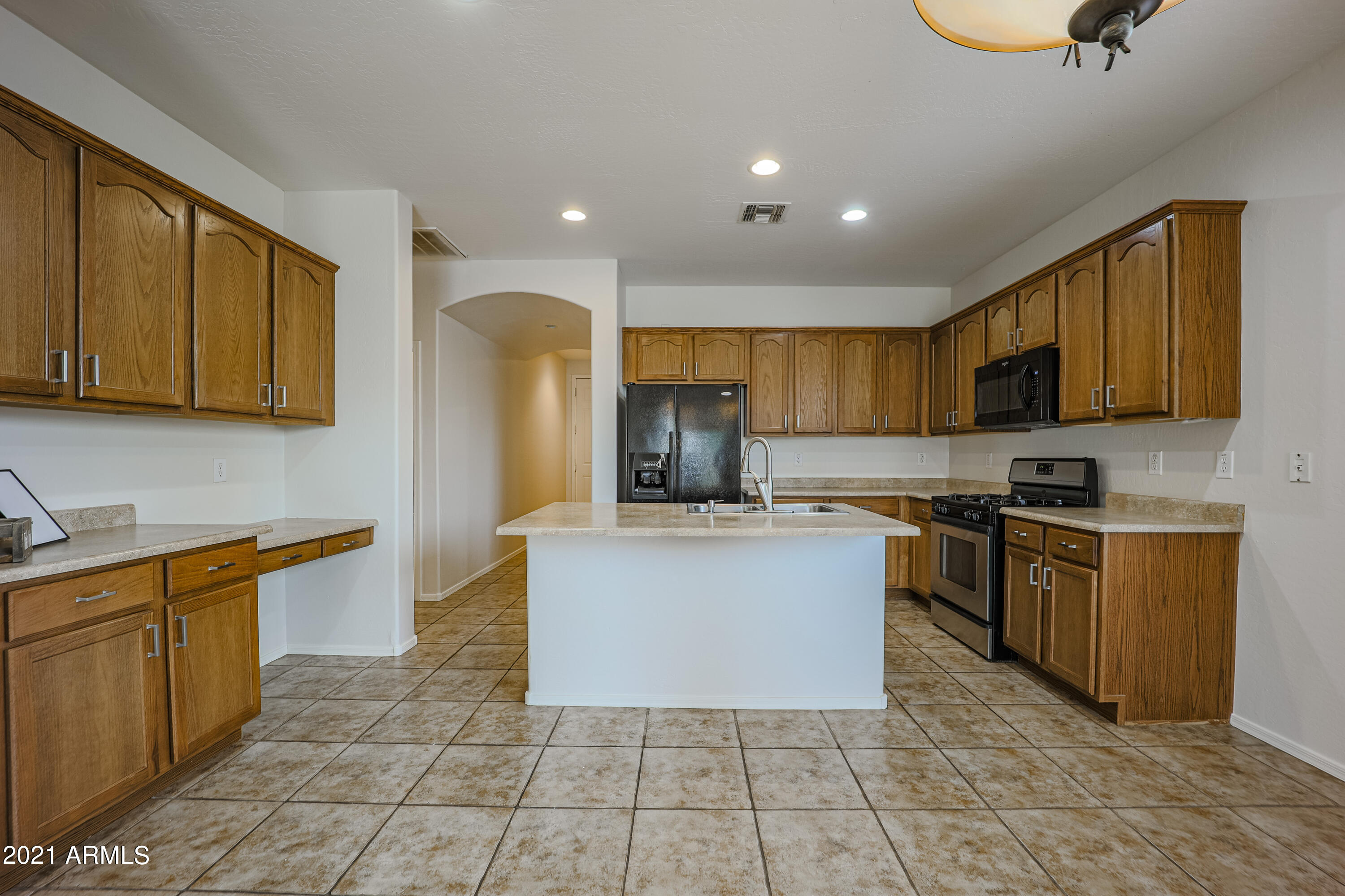14218 West Calavar Road Surprise, AZ 85379 - Photo 5 of 29 B (4)