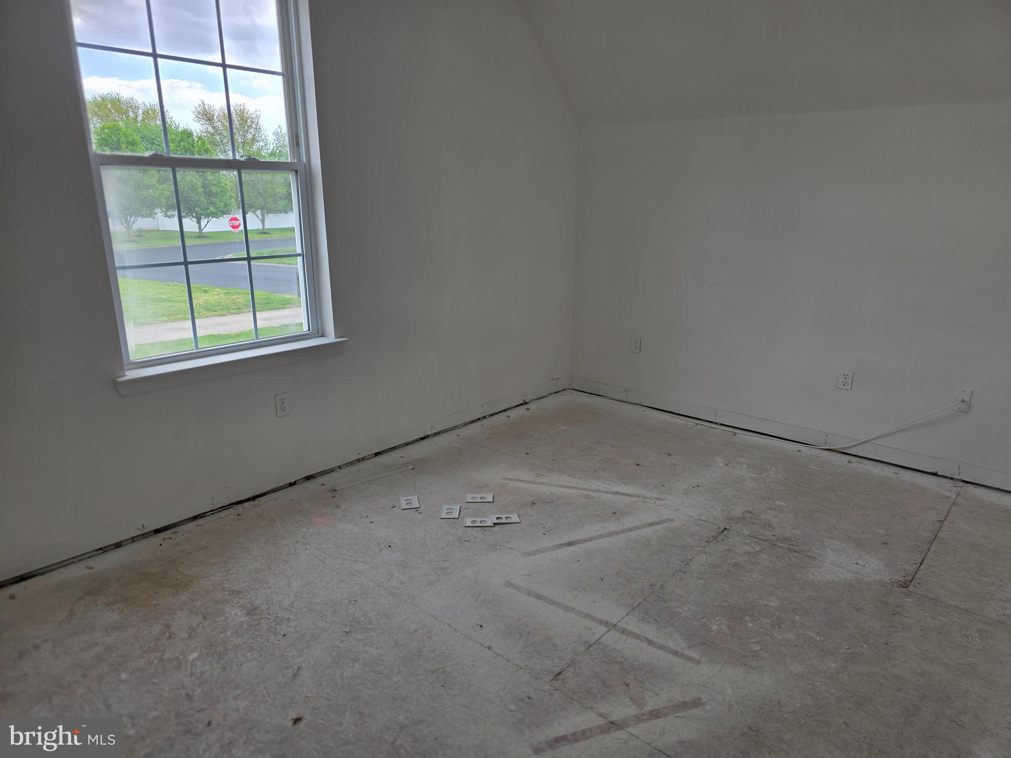 234 Fire Felton, DE 19943 - Photo 12 of 28 an empty room with a window