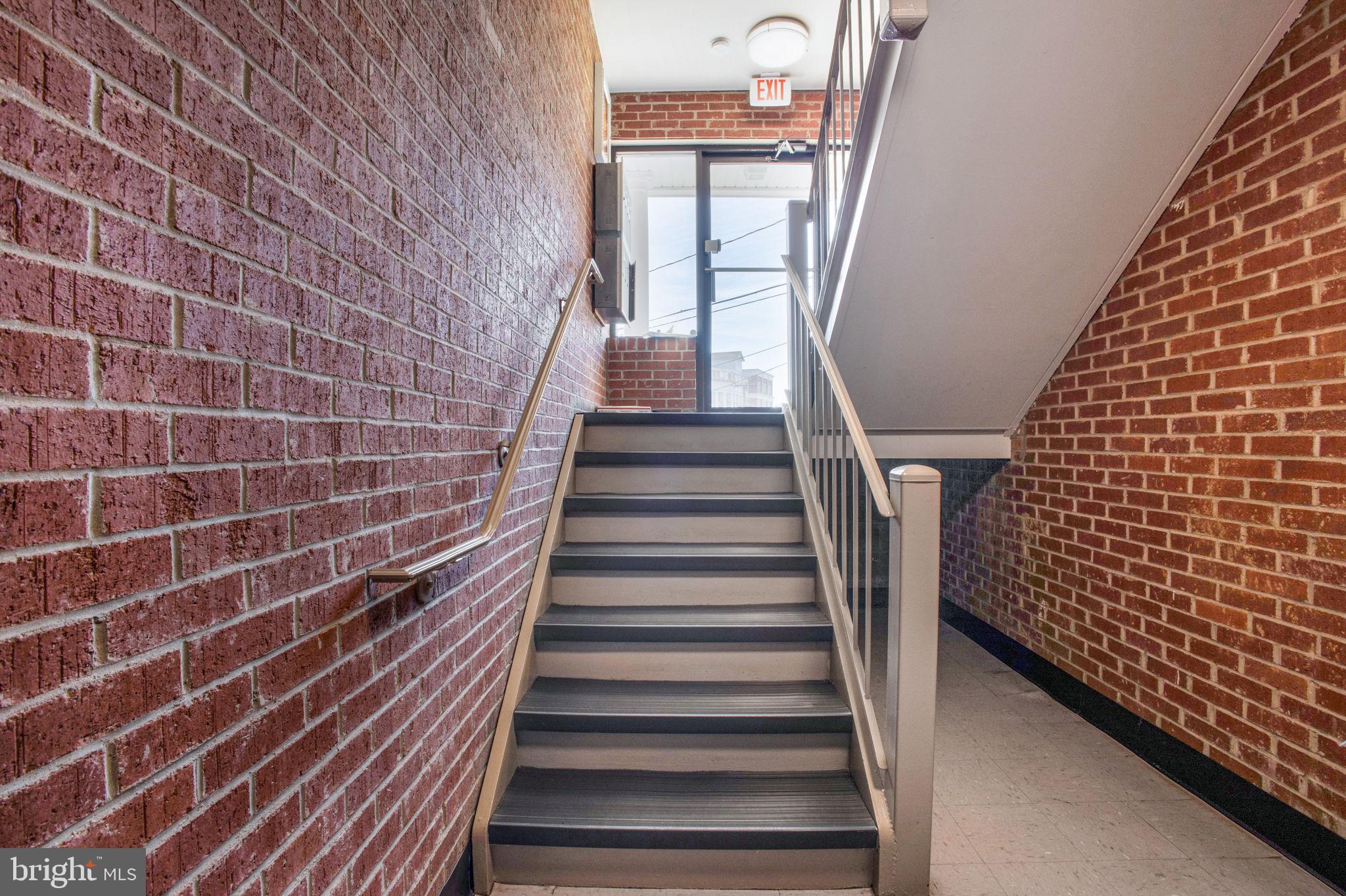 4643 20th Road North, Unit 2 Arlington, VA 22207 - Photo 34 of 53 Gallery Image 34
