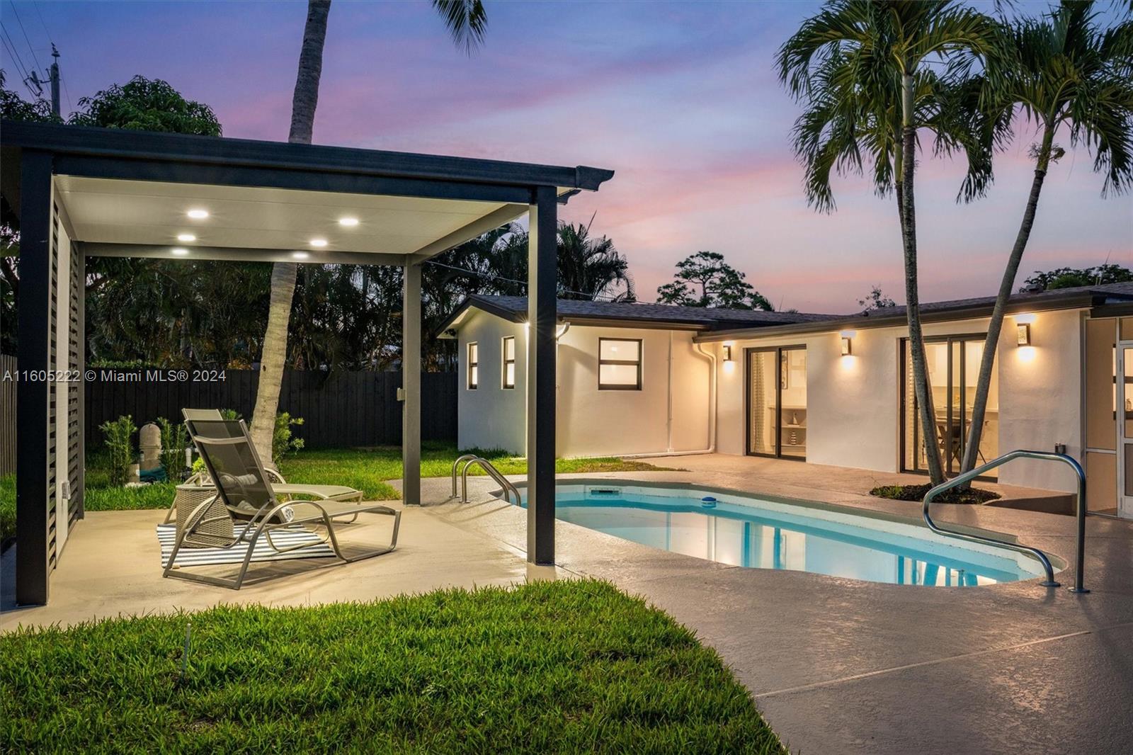 2705 Southwest 6th St  