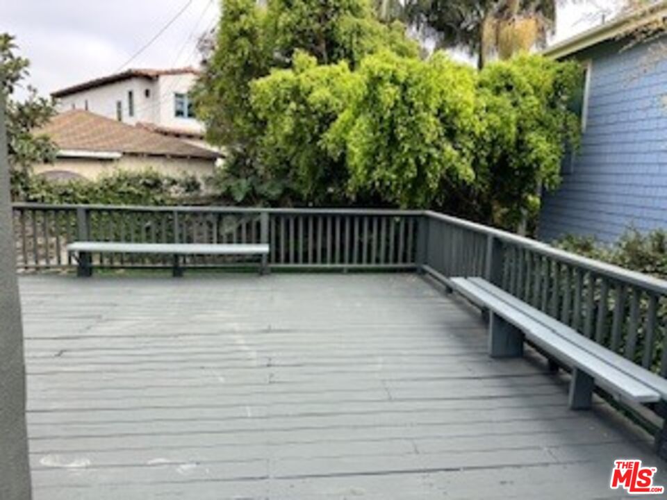 620 25th Street Manhattan Beach, CA 90266 - Photo 27 of 51 a view of balcony with furniture