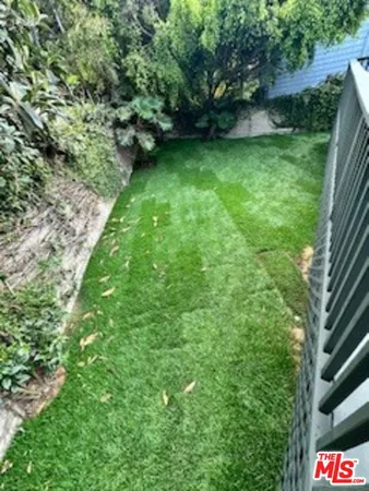 $9,500 | 620 25th Street, Manhattan Beach, CA 90266