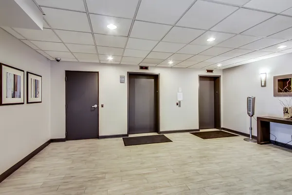 $3,400 | 680 North Green Street, Unit 408, Chicago, IL 60642