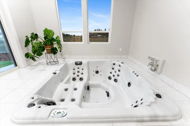 $699,000 | 4460 Northwest Purple Sage Circle, Mountain Home, ID 83647